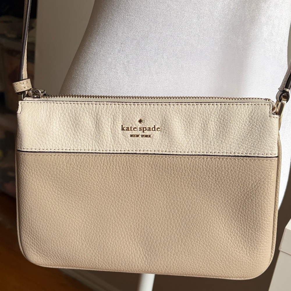 Kate Spade New York Leila Colorblock Triple Gusset Crossbody.